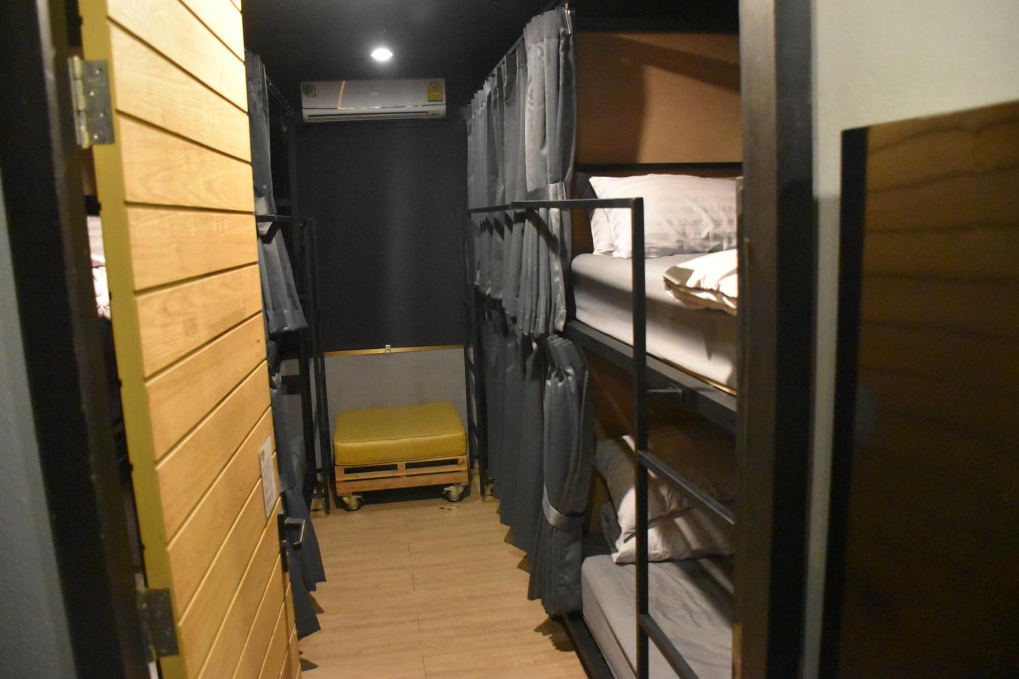 Stay At Pan Hostel Bangkok Extérieur photo