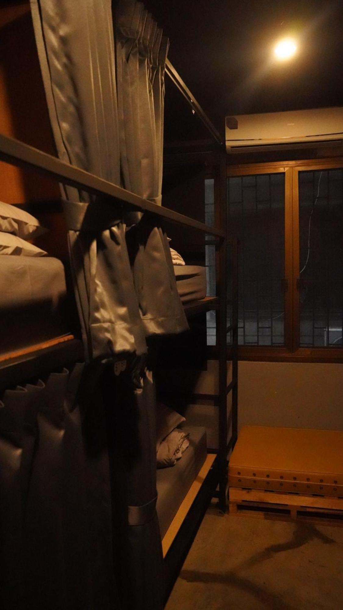 Stay At Pan Hostel Bangkok Extérieur photo